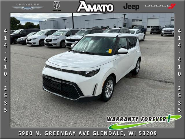 2024 Kia Soul LX for sale in Glendale, WI