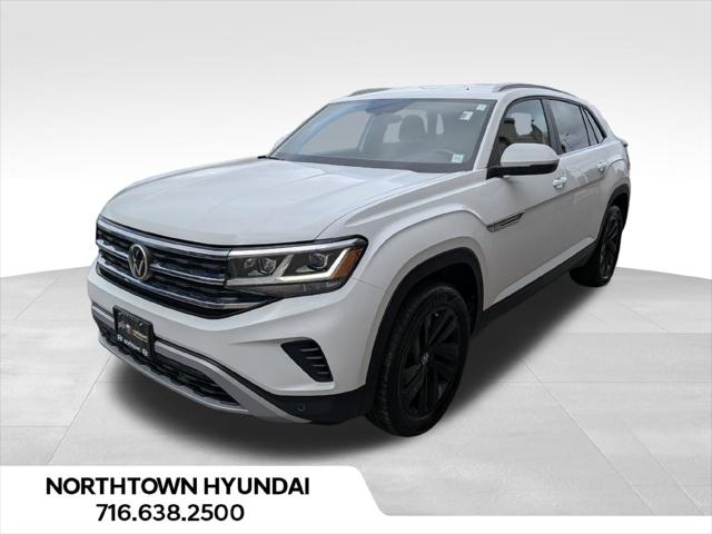 2022 Volkswagen Atlas Cross Sport 3.6L V6 SE w/Technology for sale in Amherst, NY