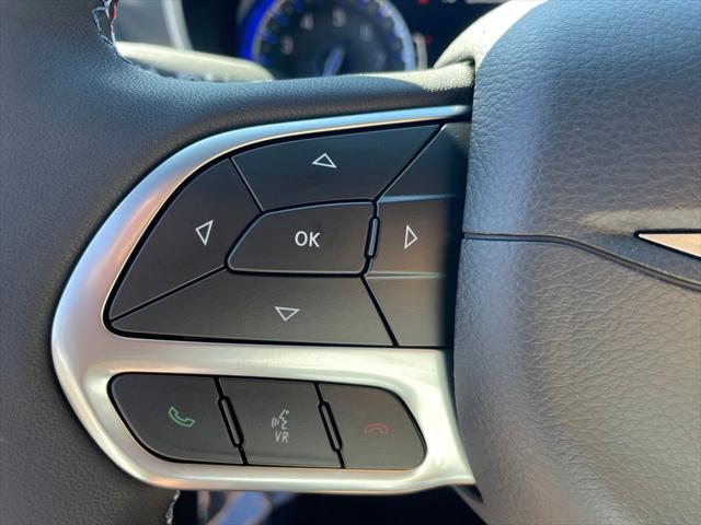 2027 Chrysler Pacifica Limited AWD