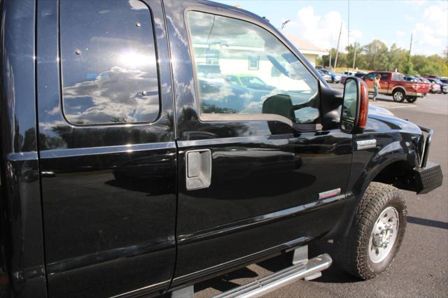 2007 Ford F-250 Lariat Pickup 4D 8 ft