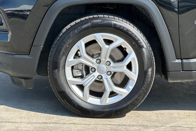 2024 Jeep Compass Latitude 4x4