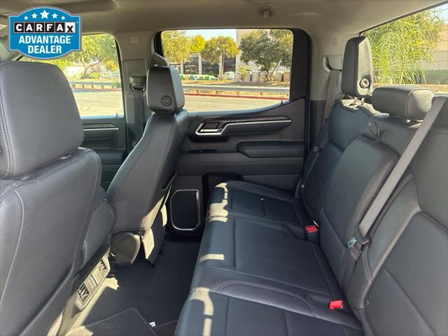 2025 GMC Sierra 1500 4WD Crew Cab Short Box SLT