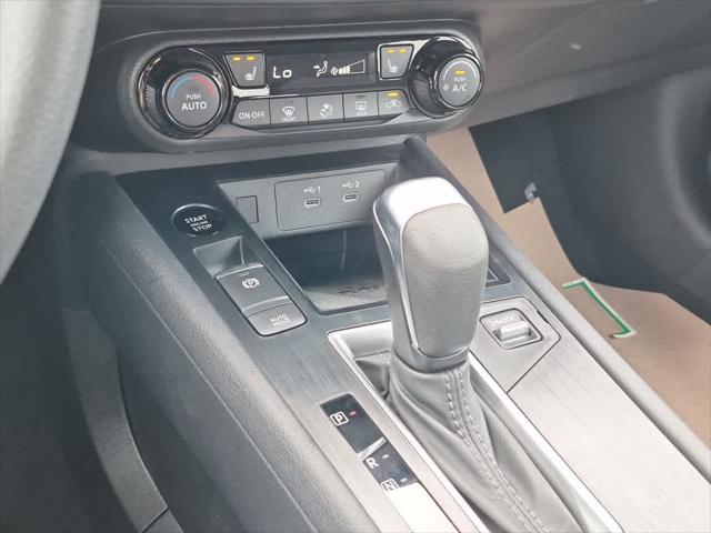2027 Nissan Kicks SV