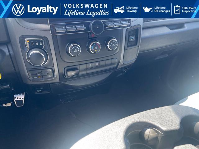 2018 Ram 1500 Express Crew Cab 4x4 57 Box