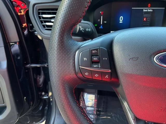 2025 Ford Escape ST-Line Select