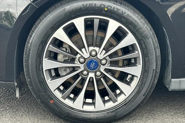 2017 Ford C-Max Energi Titanium