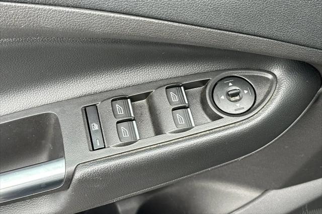 2017 Ford C-Max Energi Titanium