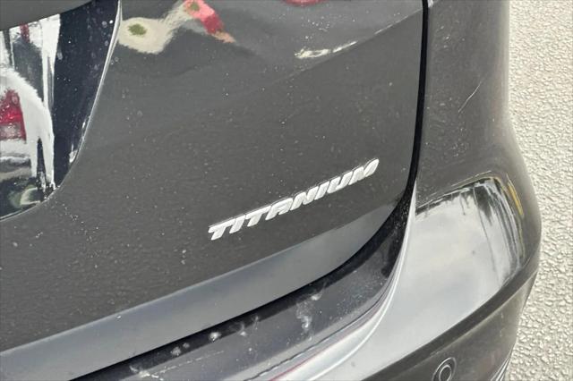 2017 Ford C-Max Energi Titanium