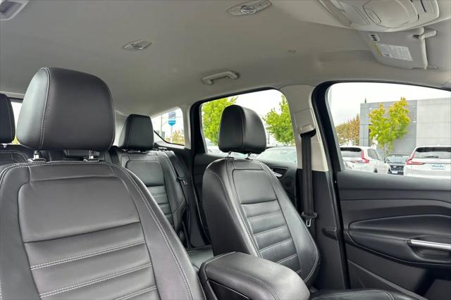 2017 Ford C-Max Energi Titanium