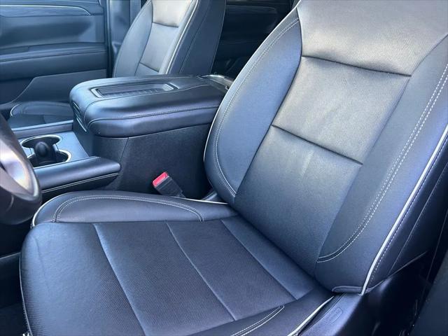 2023 GMC Yukon 4WD SLT