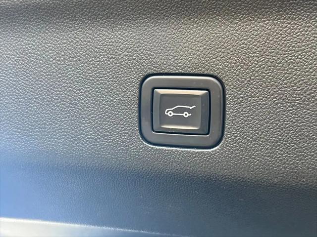 2023 GMC Yukon 4WD SLT