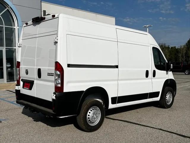 2025 Ram ProMaster Cargo Van Tradesman High Roof 136 WB w/Pass Seat