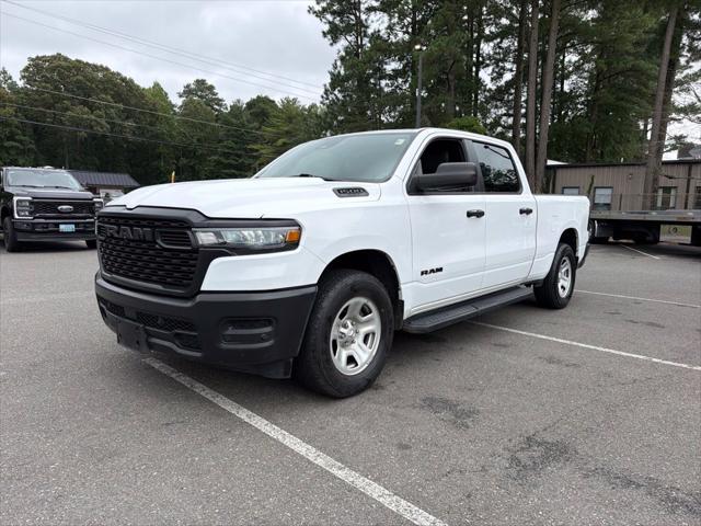 2025 RAM 1500 Tradesman Crew Cab 4x4 64 Box