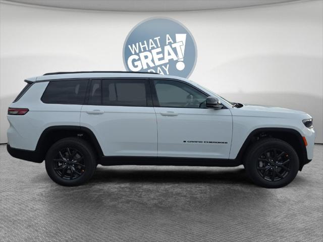 2027 Jeep Grand Cherokee GRAND CHEROKEE L LAREDO ALTITUDE 4X4 2027 Jeep Grand Cherokee GRAND CHEROKEE L LAREDO ALTITUDE 4X4