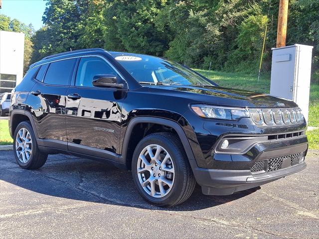 2022 Jeep Compass Latitude Lux 4x4 2022 Jeep Compass Latitude Lux 4x4