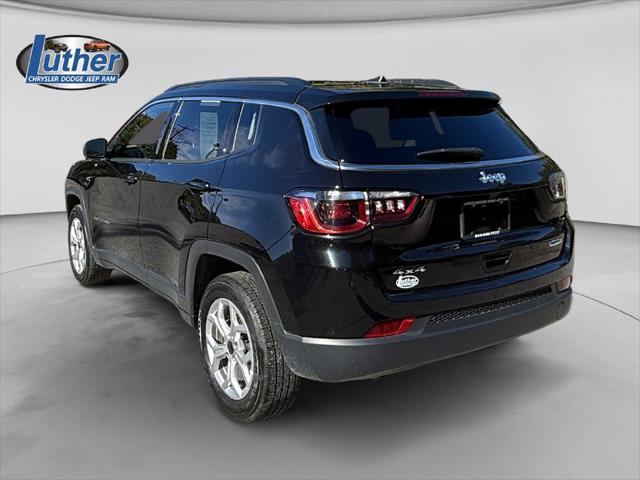 2025 Jeep Compass Latitude 4x4 2025 Jeep Compass Latitude 4x4