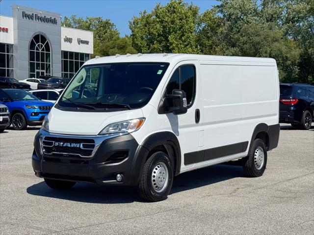 2025 RAM ProMaster 2500 Cargo Van Tradesman Low Roof 136 WB w/Pass Seat 2025 RAM ProMaster 2500 Cargo Van Tradesman Low Roof 136 WB w/Pass Seat