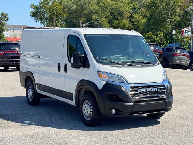 2025 RAM ProMaster 2500 Cargo Van Tradesman Low Roof 136 WB w/Pass Seat 2025 RAM ProMaster 2500 Cargo Van Tradesman Low Roof 136 WB w/Pass Seat