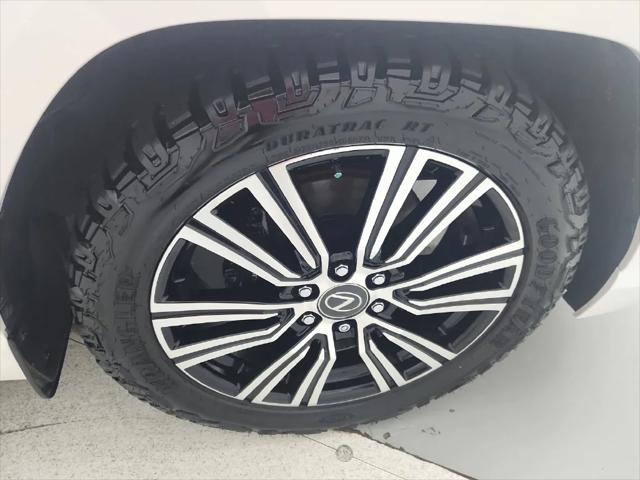 2024 Lexus LX Luxury