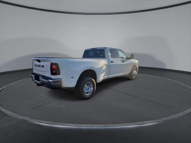 2026 Ram 3500 Tradesman Crew Cab 4x2 8 Box