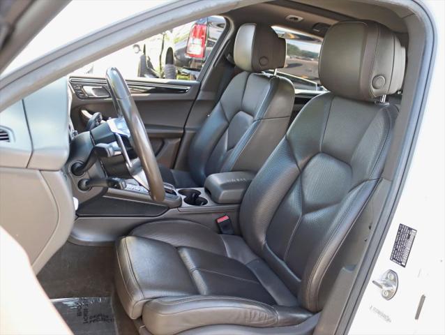 2018 Porsche Macan Base