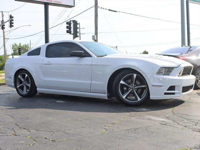 2014 Ford Mustang V6