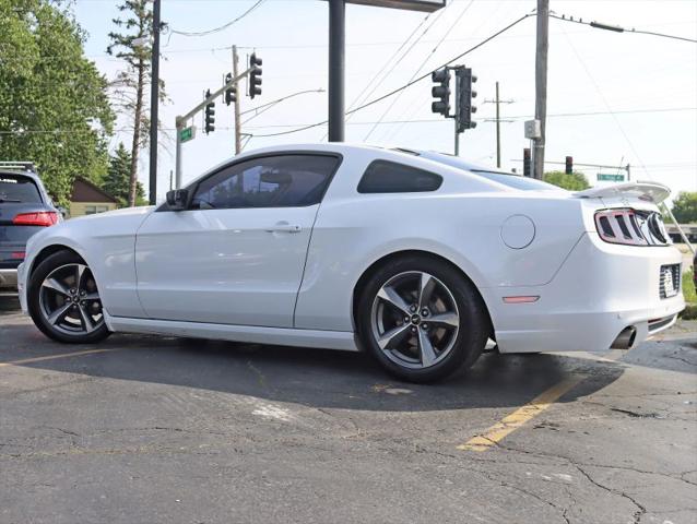 2014 Ford Mustang V6