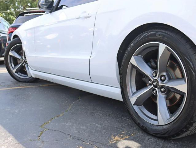 2014 Ford Mustang V6