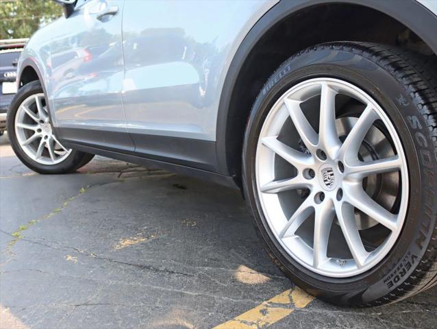 2020 Porsche Cayenne Base