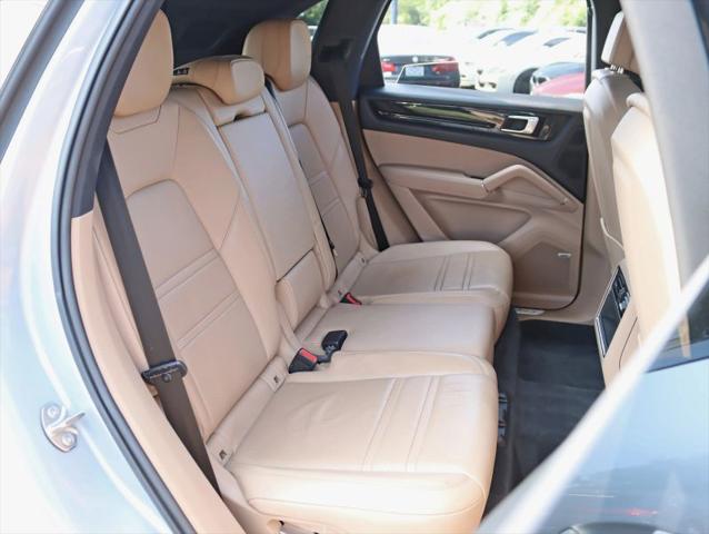2020 Porsche Cayenne Base