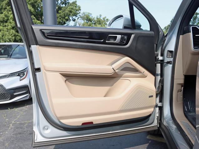 2020 Porsche Cayenne Base