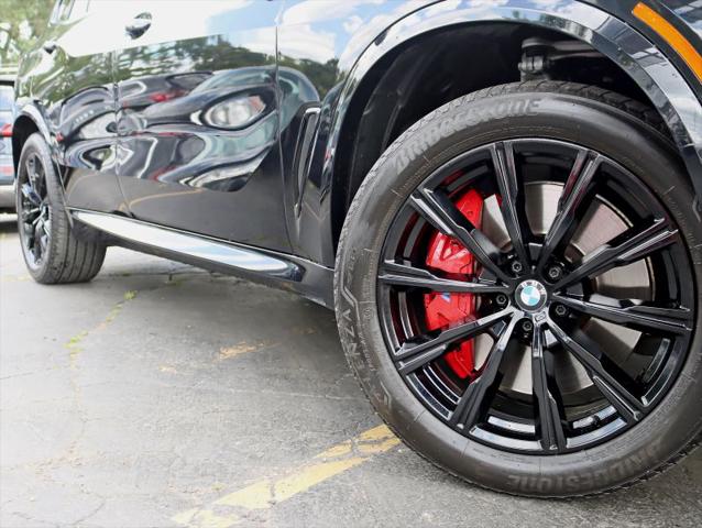 2021 BMW X5 M50i