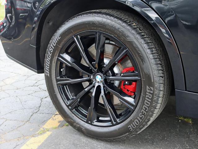 2021 BMW X5 M50i
