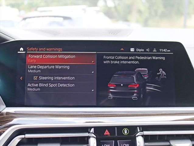 2021 BMW X5 M50i