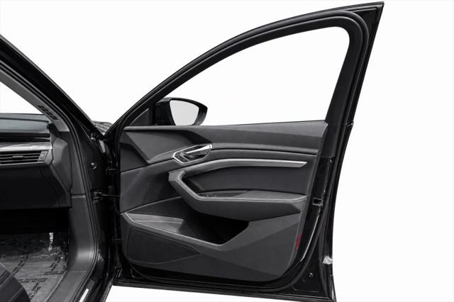 2021 Audi e-tron Premium