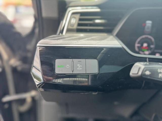2021 Audi e-tron Premium