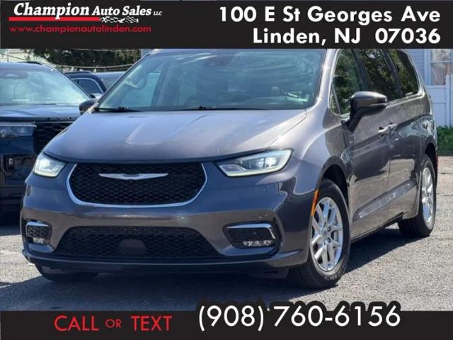 2023 Chrysler Pacifica Touring L for sale in Linden, NJ