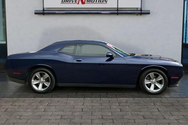 2015 Dodge Challenger SXT