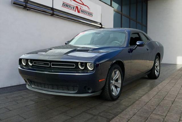 2015 Dodge Challenger SXT