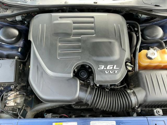2015 Dodge Challenger SXT