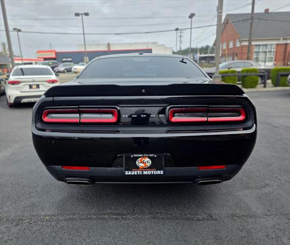 2019 Dodge Challenger SXT