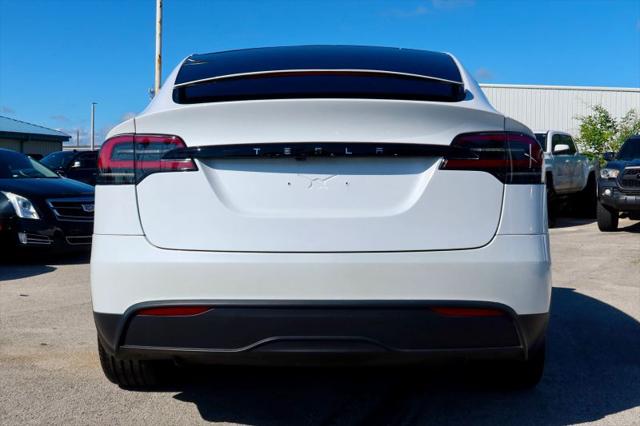 2023 Tesla Model X Base