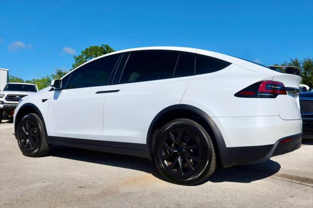 2023 Tesla Model X Base