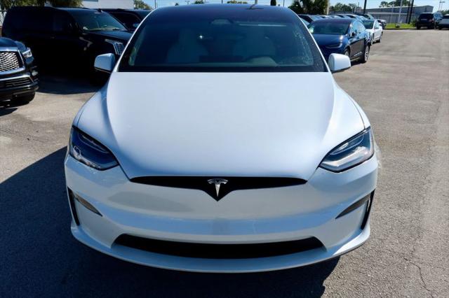 2023 Tesla Model X Base