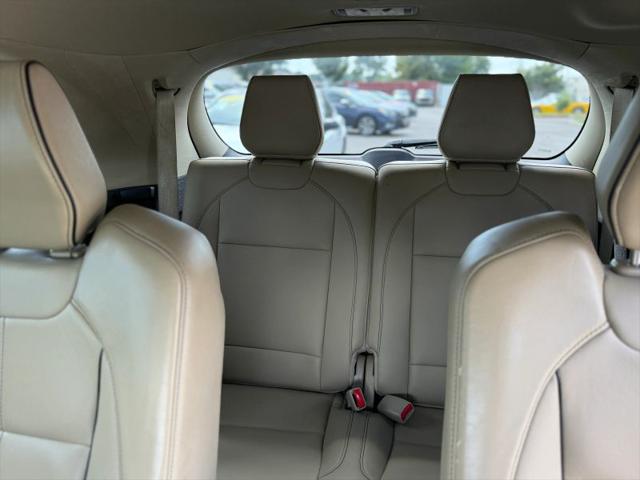 2017 Acura MDX w/Advance Package