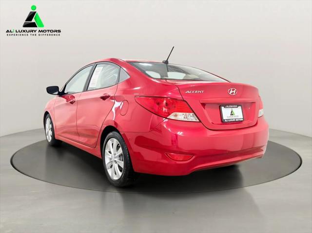 2012 Hyundai Accent GLS