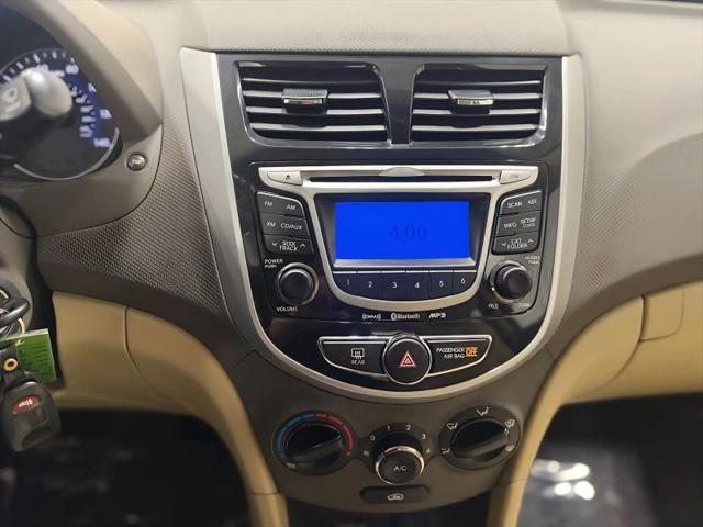 2012 Hyundai Accent GLS