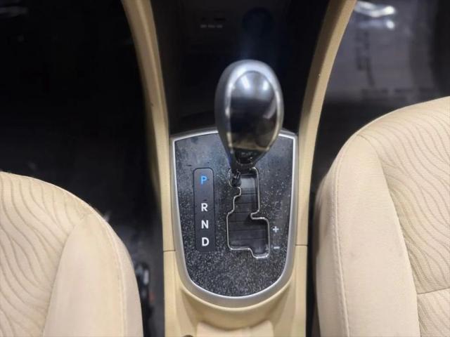 2012 Hyundai Accent GLS