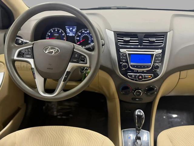 2012 Hyundai Accent GLS