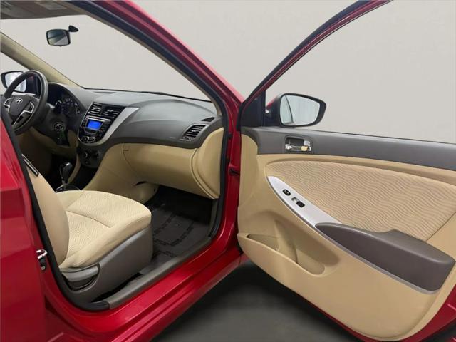 2012 Hyundai Accent GLS